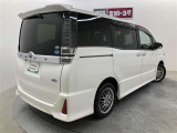 自動車保険やJAFも取扱いしています。土日も対応してますよ ♪♪