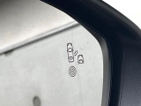 ●ブラインドアシストセンサー:視角からの車を感知し、ドライバーが車線変更を行う際に、警告音と共に注意を促してくれる安全機能です!