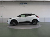 225/45R19タイヤ&19&times;7?J専用アルミホイール(切削光輝+ブラック塗装/センターオーナメント付)
