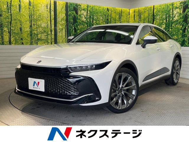 クラウンクロスオーバー 2.5 G アドバンスト レザー パッケージ E-Four 4WD