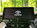 【12.3インチワイドナビ】高級感とインパクトのある大型ワイドナビを装備。各種オーディオ操作はもちろん、横長ワイド画面でのマップ2分割表示など、利便性も高いナビです♪