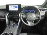 運転席はその車の重要ポイント。ぜひ実際にご乗車ください。お待ちしてます。