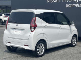 サイドのシルエットからも想像できるようにながらも軽自動車ながらも広いキャビンと十分な荷室を確保してあります。