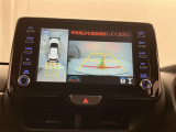 安全機能のバックモニター&全周囲モニターも装備です。