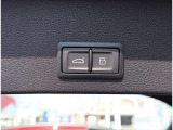 Audi正規ディーラーが高品質をお約束。高度な訓練・教育を受けたAudi専任メカニックが、100項目にもおよぶ精密な点検を実施いたします。すべてをクリアしたAudi車だけが、あなたのお手元に届けられるのです。