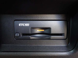 音声案内タイプETC2.0装備☆ビルトインタイプのETCですので、インテリアの邪魔をしません!ETCがあれば、キャッシュレスで料金所をノンストップで通過できます。