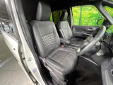 運転席シート廻りは使用感も少なく、良好な状態となっています。丁寧に使われていたことがよくわかりますね。