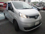 走行約万km!!令和3年式、装備充実のお買い得なシルバーメタリックのNV200バネットバン VXが入庫しました!!内外装大変キレイです☆中古車は総額でご検討下さい♪