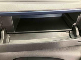 3.「認定中古車カルテ」は、走行距離や修復歴に加えてキズ・凹みの有無・状態や消耗品の交換、過去の整備状況がわかります。