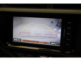 バックモニターがあれば車庫入れ時など、後ろが確認できて安心です。運転に自信がない方にはおすすめの装備です。ただし、バック時目視での確認も忘れずに。