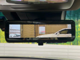 【デジタルインナーミラー】後席の大きな荷物や同乗者で後方が確認しづらい時でも安心!カメラが撮影した車両後方の映像をルームミラー内に表示。クリアな視界で状況の確認が可能です!