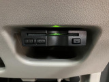 ETCを装備しています☆有料道路の料金所をノンストップで通過できてとても便利です☆高速道路のETC割引なども使えるのであるに越したことはない機能です!