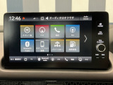 純正スマートナビ付きです!ホンダコネクト対応、フルセグTV視聴、Bluetooth・ミュージックプレーヤー接続可能です!