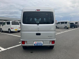 【後方誤発進抑制機能】間違えてシフトをR(後退)位置に入れて強く踏み込んでしまった場合、障害物を検知すると自動的にエンジン出力を抑制する機能を搭載!うっかりシフト入れ間違えた時、衝突回避になりますよ♪