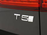 T5エンブレム