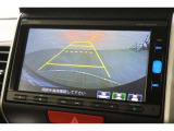バックカメラが装備されており、後方の安全確認はもちろんのこと狭い場所での駐車や雨の日・夜間など視界の悪いコンディションでのストレスの軽減にもなります!