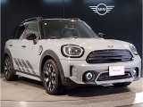MINI認定中古車は第三者品質評価制度も採用しております。AIS方式による車両品質評価制度も導入し公平な車両コンデション評価を行うことにより車両品質の透明性を高めると同時に更なる信頼と安心をお届けします