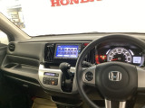 運転席周りも、雰囲気がいいでしょう。