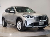 【BMWの伝統-2】時代を超える美しさ。磨き抜かれたエアロダイナミクスが瞳を奪う。一目で伝わるスポーティーなプロポーションは、BMWの走行性能を生み出すのに欠かせない要因の一つです。