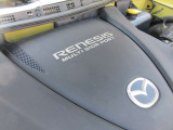 RX-8専用エンジン、RENESISの文字が光ります☆