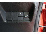 【横滑り防止装置】ドライバーの安全運転をアシストしてくれる装備が充実しています☆ドライバーの不安を安心へと変えてくれますね。