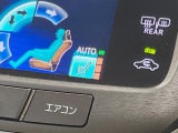 【シートヒーター】寒い日に重宝するシートヒーター!エアコンより早く温まってくれるので寒がりの人も安心ですね♪エアコンの温風は乾燥するから苦手、という方にもをおすすめです。