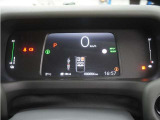 7インチの液晶メーターで、速度表示やHonda SENSING作動表示などを、分かりやすく表示 見やすさを追求したメーターです。