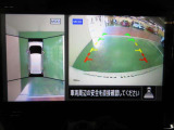 アラウンドビューモニターで車庫入れも空から見ている様に駐車できラクラクです。