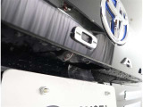 バックカメラが付いているので後方確認が非常にしやすいです。今や運転初心者も熟練者も必須装備!ついていて損はないですね♪
