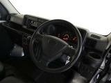 視界も広々で見晴らしの良い運転しやすいコックピットです。