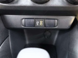 サポカーは、高齢運転者を含めたすべてのドライバーによる交通事故の発生防止・被害軽減対策の一環として、国が推奨する新しい自動車安全コンセプトです。詳しくは販売店スタッフまでおたずねください。