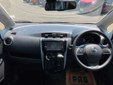 運転席まわりです。細かいオプションなど、気になるところがあればお気軽にメールやお電話等でお問合せください。