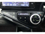 ★エアコンはオートタイプが装着済みです!オートモードにしておけば、車内温度を設定するだけで風の料や吹き出し口の切り替えを機械が行ってくれます!一年中快適な環境を作れますよ♪
