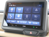 ディスプレイオーディオ搭載!Apple CarPlayとAndroid Autoにも対応!スマホを繋げばオーディオ画面で地図アプリを利用できます。