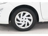 タイヤサイズ(175/65R15)です。