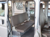 展示させていただく前に全車室内清掃済みです、室内清掃済みですが気になるところ等ございましたらお気軽にお申し付けください。