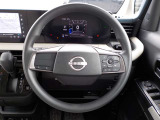 運転中でも安心。右側ステアリングスイッチ(オーディオ、メーター内ディスプレイ)操作が出来ます!