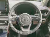 【純正革巻きステアリング】上質な革を使用することで、手にしっかり馴染みとても運転しやすいハンドルです♪