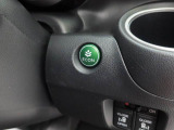 当社では全車、納車前にサービス工場で12ヶ月点検相当の整備を実施しております。そこで確認された不具合箇所は修理しておりますのでご安心下さい。