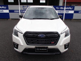 SUBARU 認定U-Car Premium:SUBARU 認定U-Carのうち、AIS評価点4.5点以上・走行距離3万キロ未満、使用月数36ヶ月未満という更に厳選したハイクオリティなクルマのみをラインアップ。
