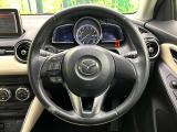 【純正革巻きステアリング】上質な革を使用することで、手にしっかり馴染みとても運転しやすいハンドルです♪