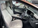 ノートオーラ 1.2 G FOUR レザーエディション 4WD 
