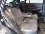 ゆとりある広々とした車内空間は、ドライブを始め買い物やレジャーなど、幅広く活躍します。一人でもみんなとでもお出かけを楽しみましょう!