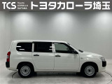 後席ガラスにフィルムが貼られております!直射日光の緩和とプライバシー保護にも役立ちます!