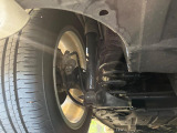 お車を安心してお乗りいただく為には、足回りの定期点検が欠かせません。サービスサポート(有償保証)では無料点検もご提供しており、安心のカーライフをお過ごしいただけるサポート体制が整っています。