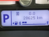 走行距離も少なくまだまだ乗れますよ♪長期的な購入をお考えの方にもおススメの1台です!