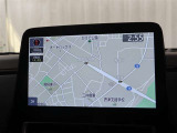 純正ナビを装備。タッチパネル式で使いやすく、お出かけもラクラクです。