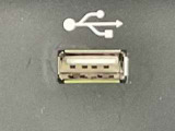 前席USB電源です。