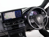使いやすさや安全性を追求したステアリング周り!高級車ゆえにスイッチ類が多いのも特徴ですね!考え尽くされた配置ですぐに使いこなす事が出来ますのでご安心下さい!是非、体感してみて下さい!!