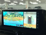 【アラウンドビューモニター】専用のカメラにより、上から見下ろしたような視点で360度クルマの周囲を確認することができます☆死角部分も確認しやすく、狭い場所での切り返しや駐車もスムーズに行えます。